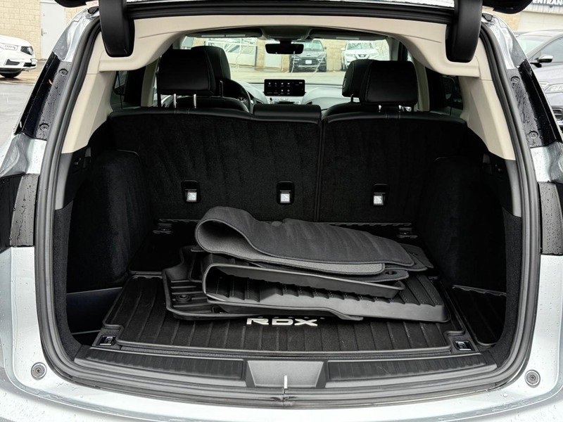 Certified 2023 Acura RDX w/ Technology Package image 4