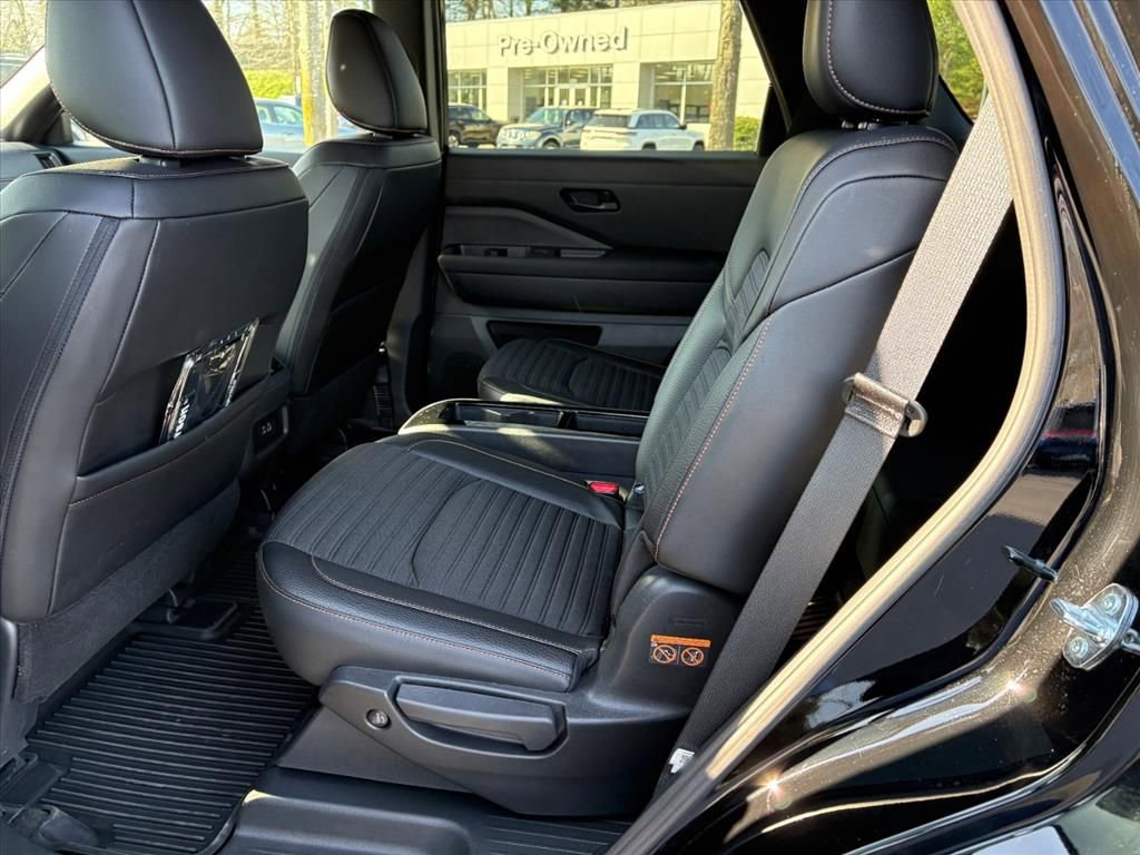 Used 2025 Nissan Pathfinder Rock Creek image 20