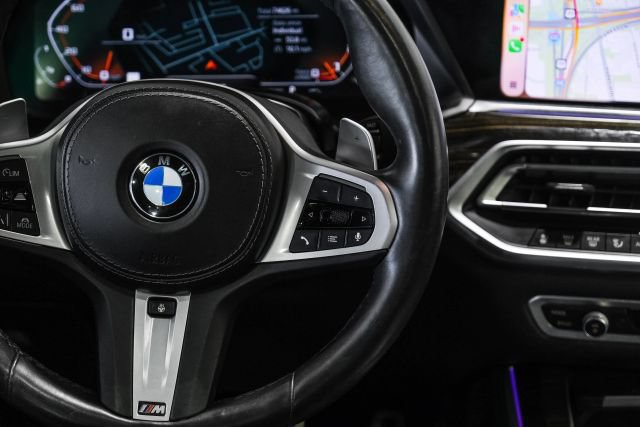 Used 2020 BMW X5 M50i AWD/4WD image 20