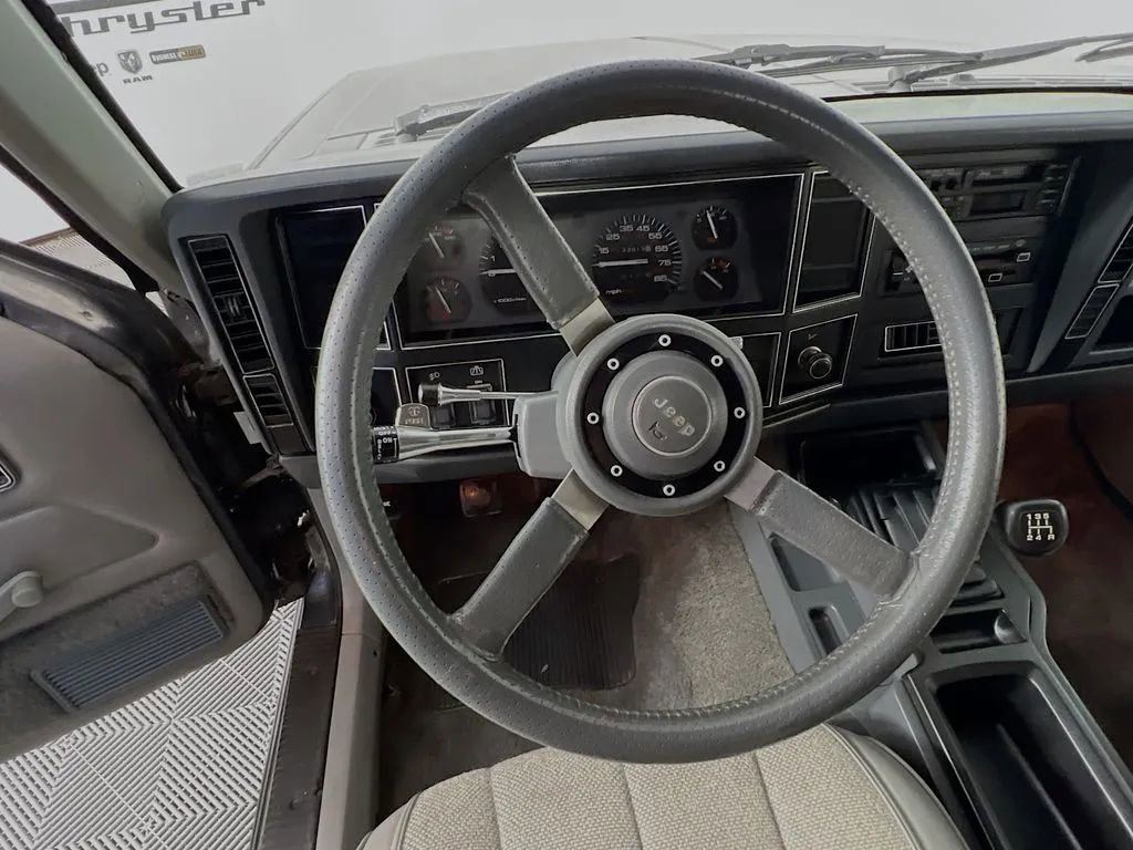 Used 1989 Jeep Comanche Eliminator RWD image 12