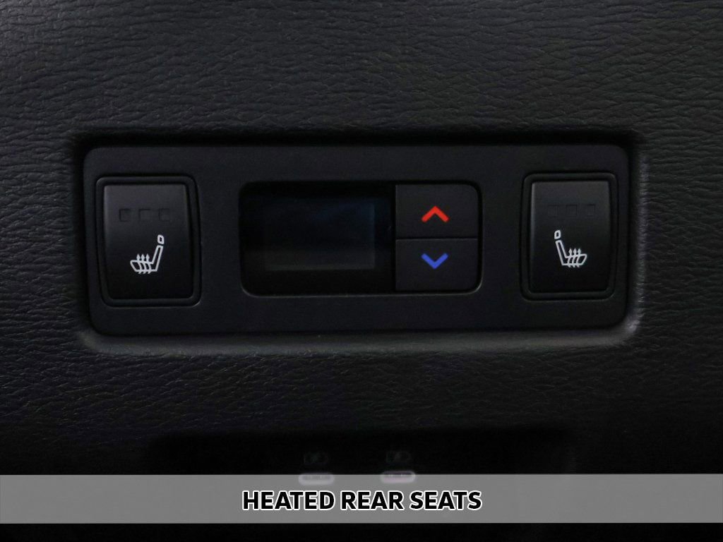 New 2025 Mitsubishi Outlander SEL image 9