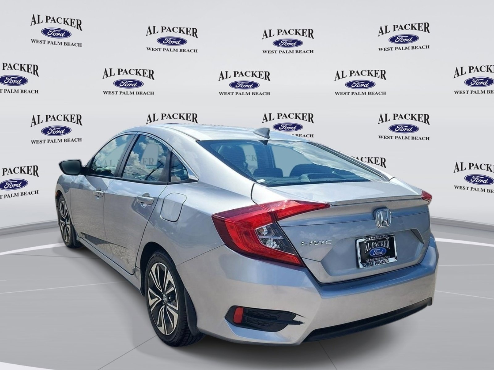 Used 2017 Honda Civic EX-L image 3