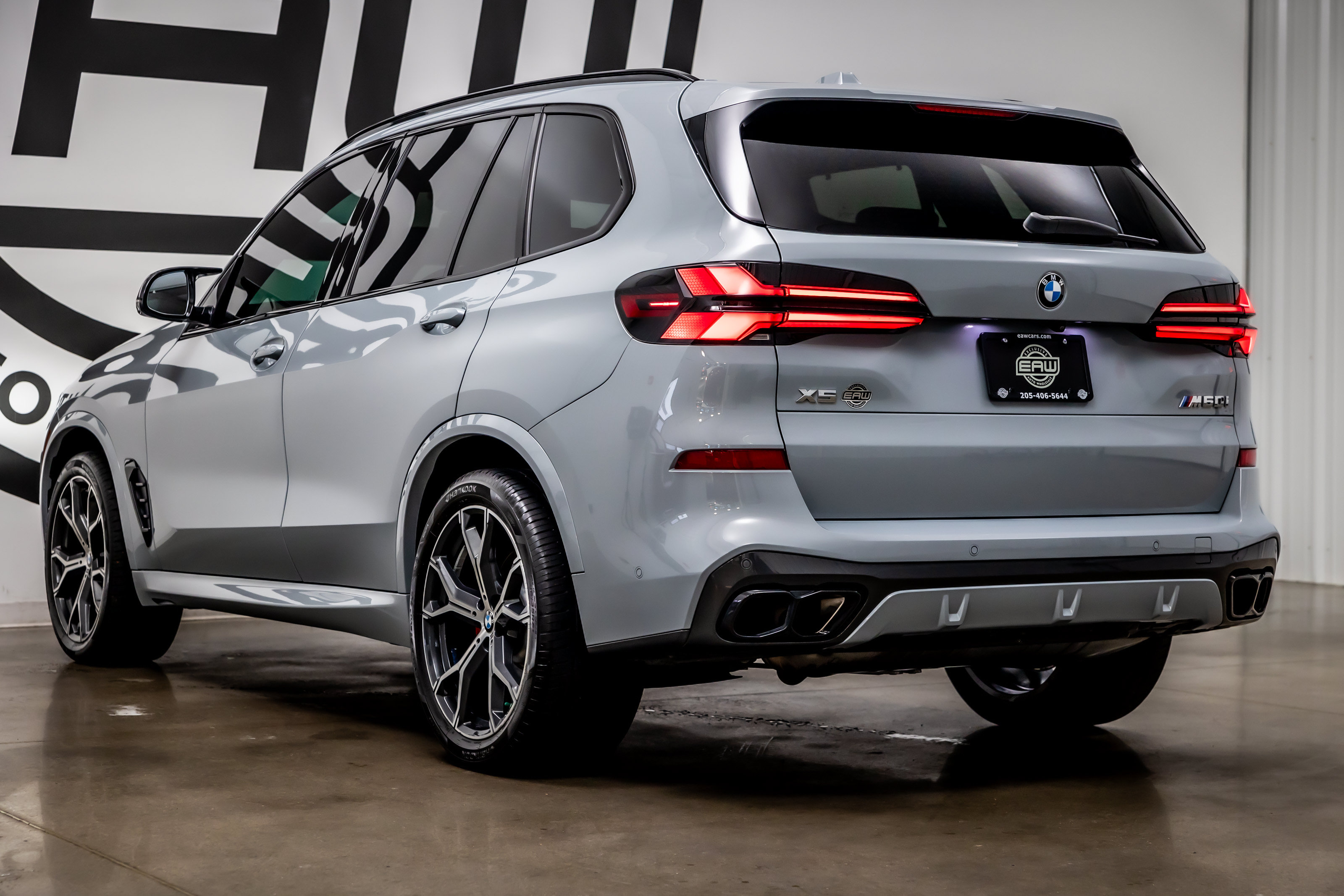 Used 2024 BMW X5 M60i AWD/4WD image 31