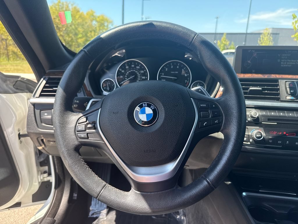 Used 2015 BMW 435i Convertible RWD image 16