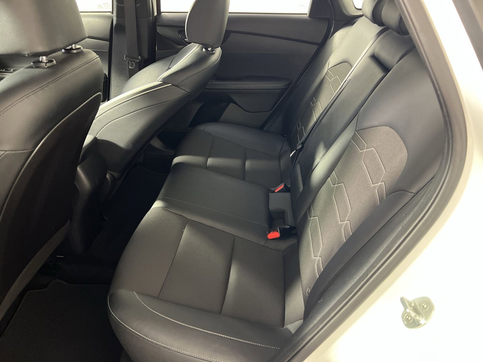 Used 2021 Kia Forte GT-Line w/ GT-Line Premium Package image 25