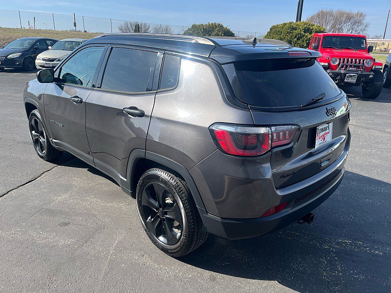 Used 2018 Jeep Compass Latitude w/ Popular Equipment Group AWD/4WD image 7