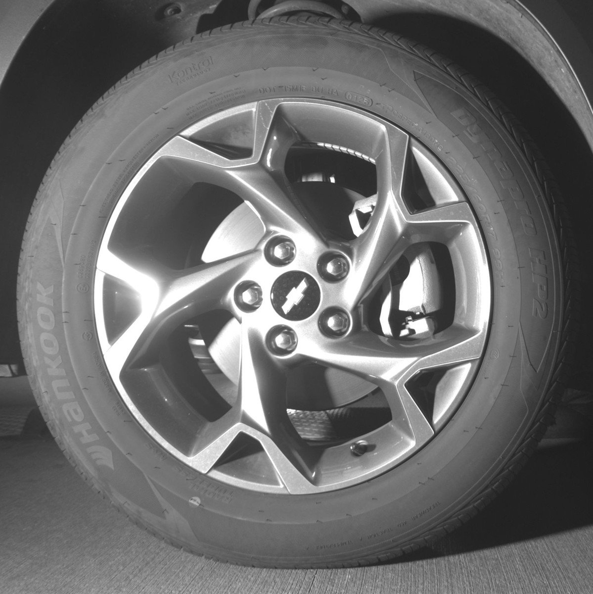 Used 2025 Chevrolet Trax LT FWD image 13