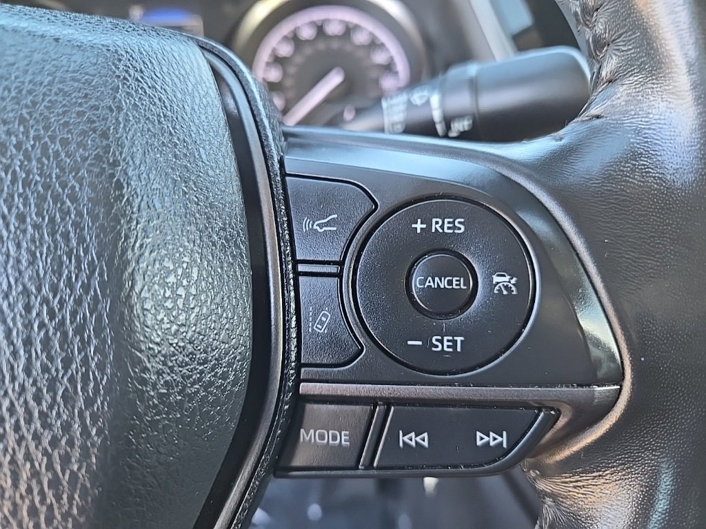 Used 2023 Toyota Camry SE image 15