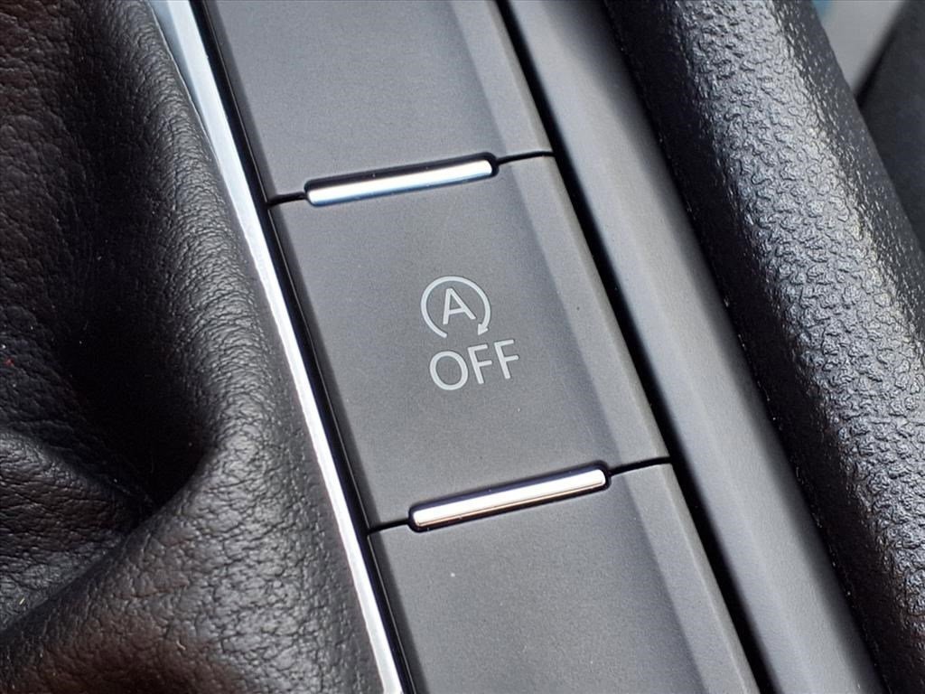 Used 2022 Volkswagen Taos S w/ IQ Drive S Package image 25