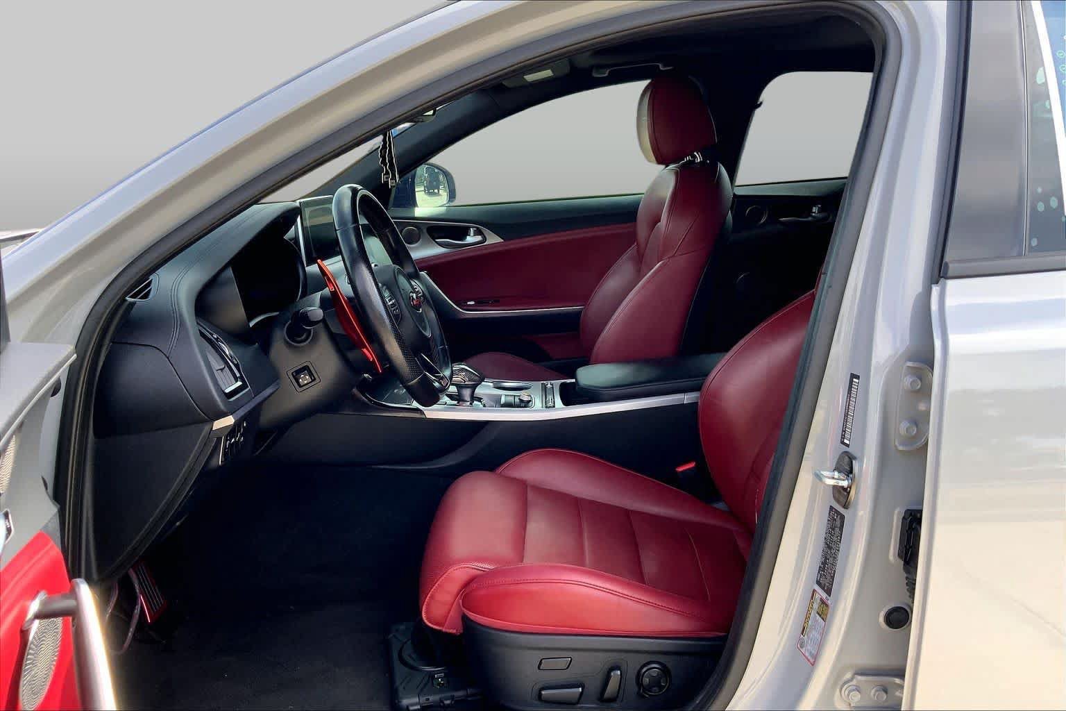 Used 2019 Kia Stinger GT2 RWD image 8