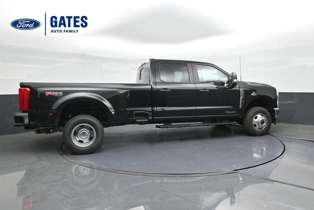 Used 2025 Ford F350 XL w/ XL Driver Assist Package image 3