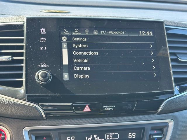 Used 2024 Honda Passport TrailSport image 17