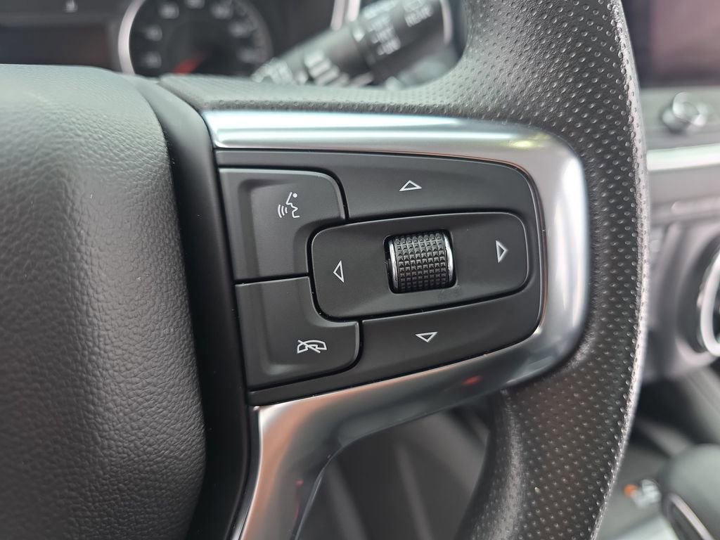Certified 2023 Chevrolet Blazer LT w/ Convenience Package image 18