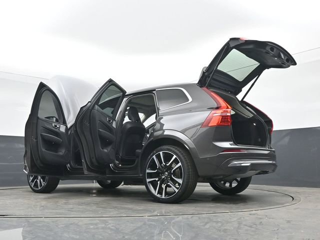 Used 2023 Volvo XC60 B5 Ultimate FWD image 54