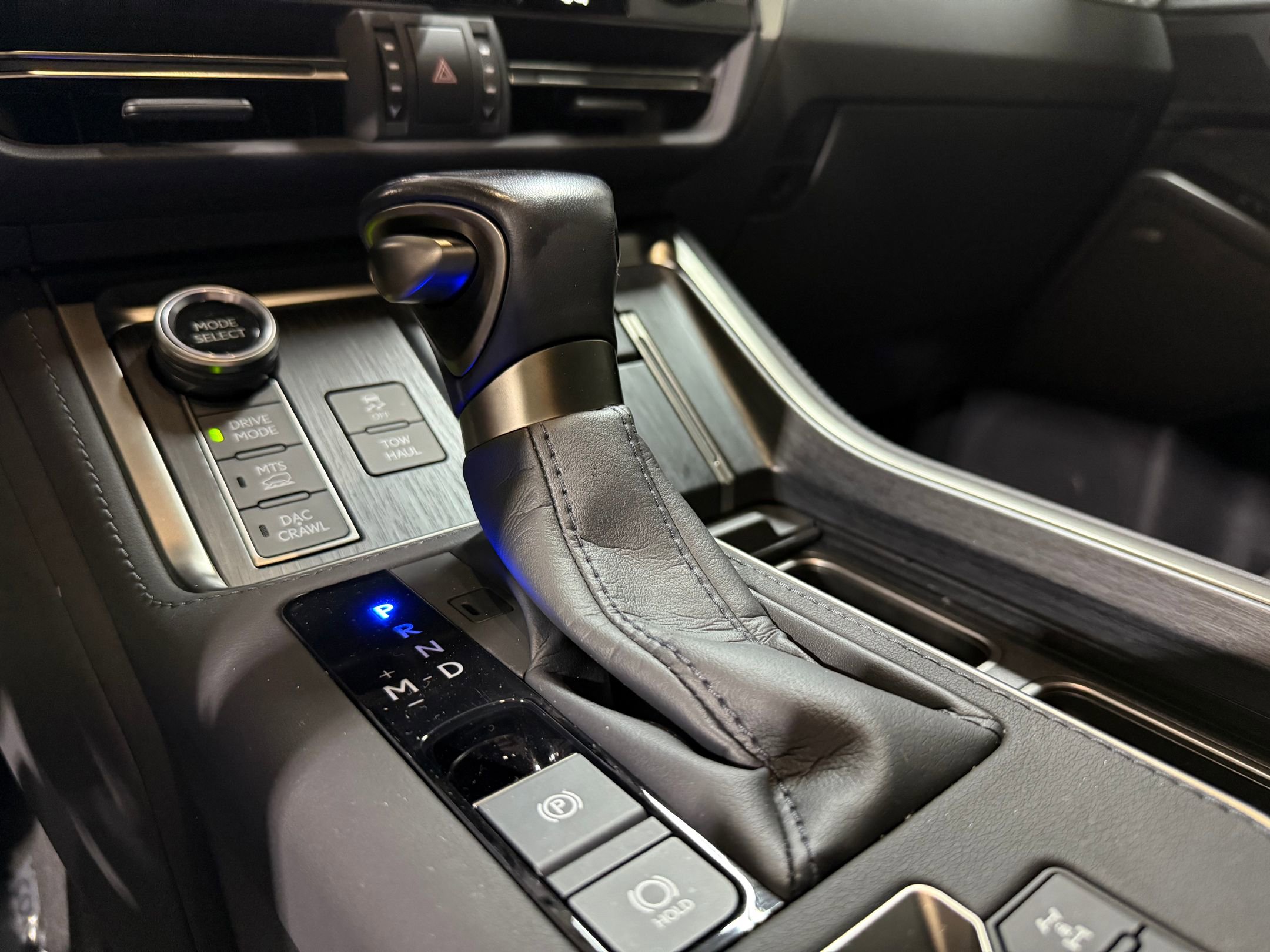 Used 2024 Lexus GX 550 image 17