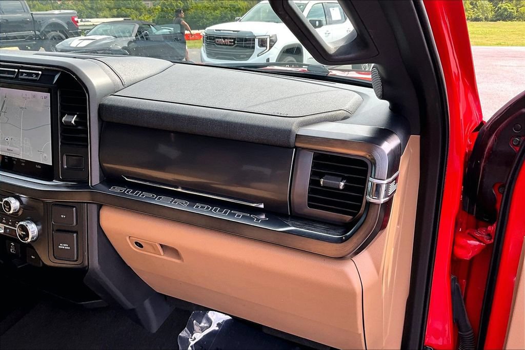 Used 2023 Ford F450 Lariat w/ FX4 Off-Road Package AWD/4WD image 29