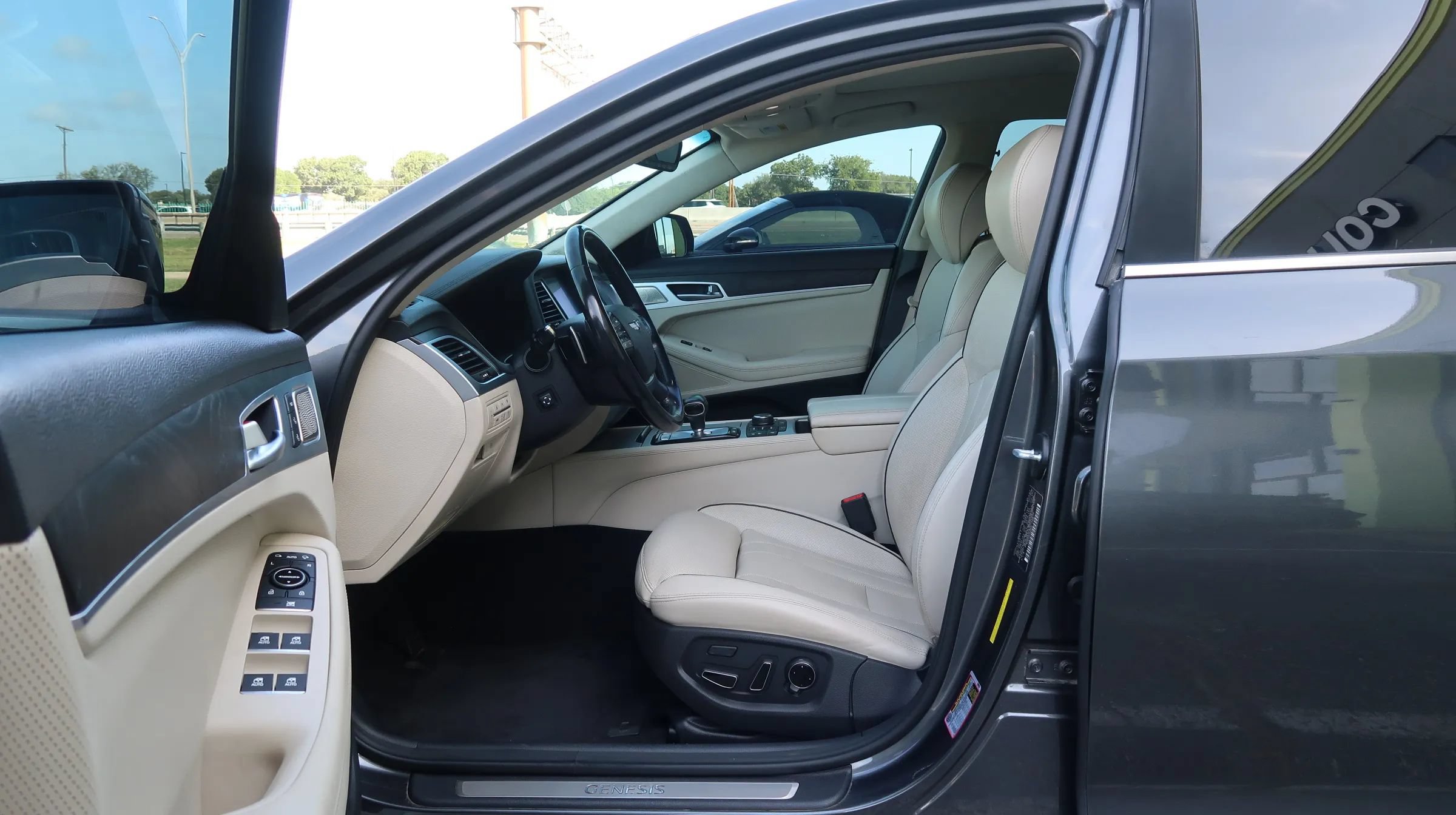 Used 2018 Genesis G80 5.0 Ultimate AWD/4WD image 16