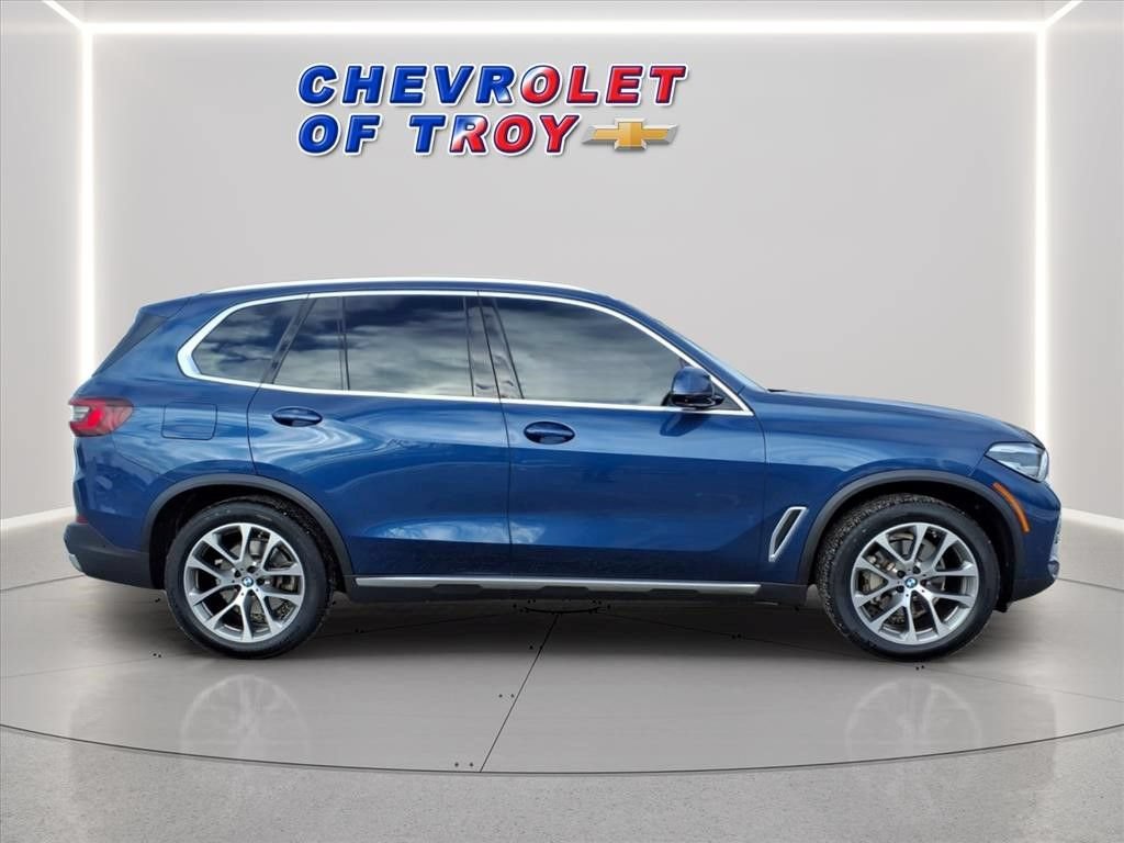 Used 2022 BMW X5 xDrive40i AWD/4WD image 10