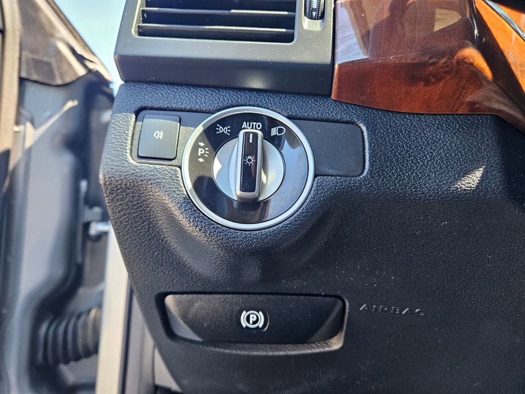 Used 2012 Mercedes-Benz GLK 350 4MATIC image 23