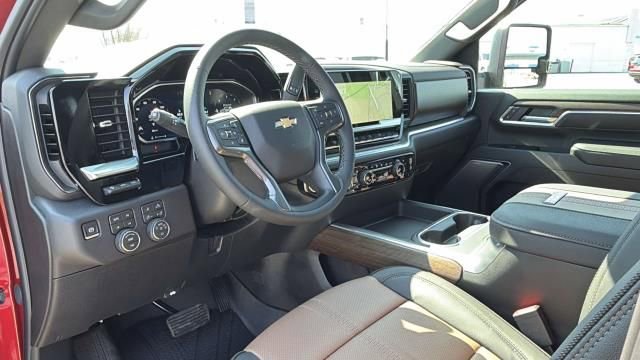 New 2026 Chevrolet Silverado 2500 High Country w/ High Country Premium Package AWD/4WD image 11