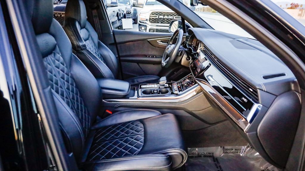 Used 2023 Audi SQ7 Prestige w/ Prestige Package image 18