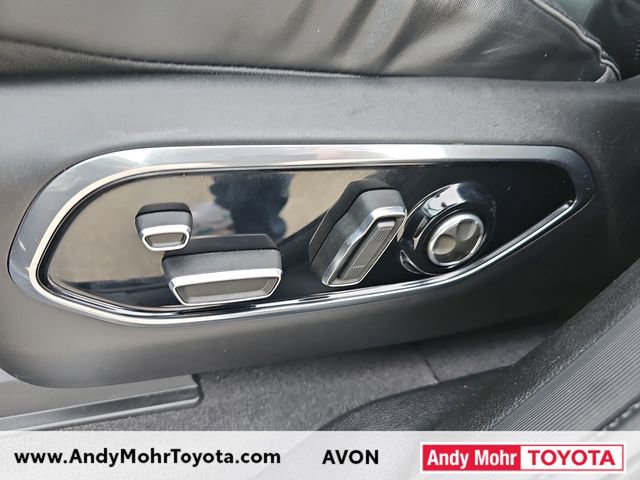 Used 2021 Jeep Grand Cherokee L Overland w/ Luxury Tech Group IV AWD/4WD image 14