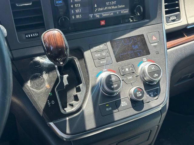 Used 2015 Toyota Sienna Limited AWD/4WD image 24