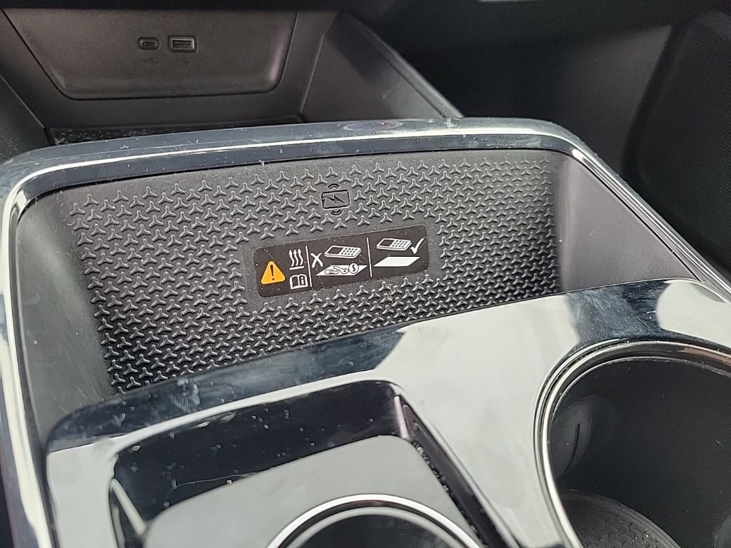 Used 2025 Chevrolet Equinox RS w/ Convenience Package III image 18