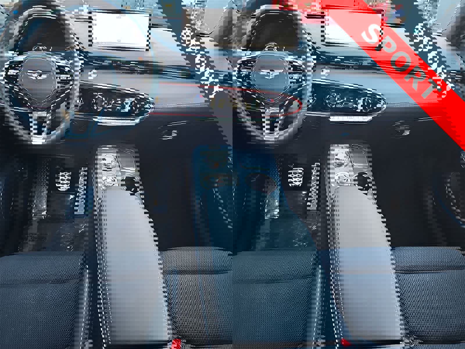 Used 2022 Genesis GV70 3.5T Sport image 14