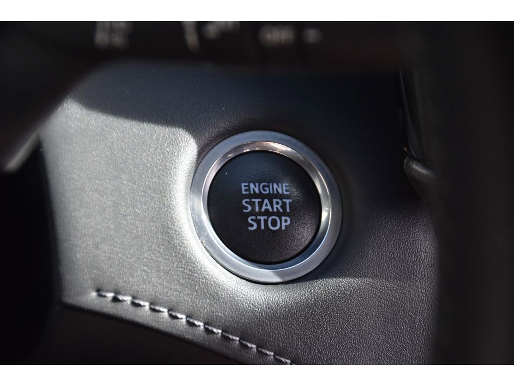 Used 2021 Toyota Highlander XLE image 35