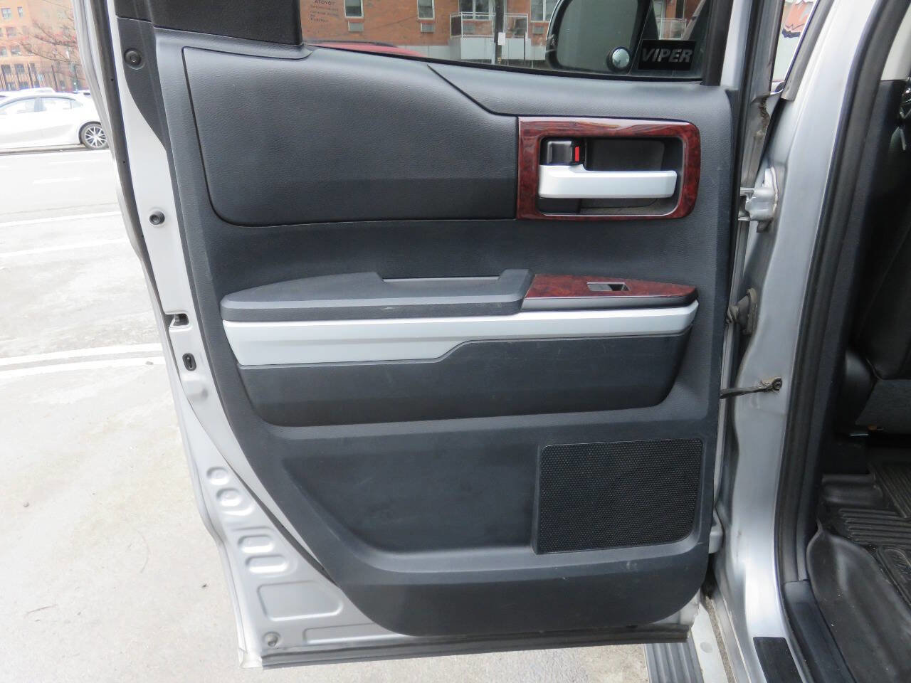 Used 2014 Toyota Tundra SR5 w/ SR5 Upgrade Package AWD/4WD image 26