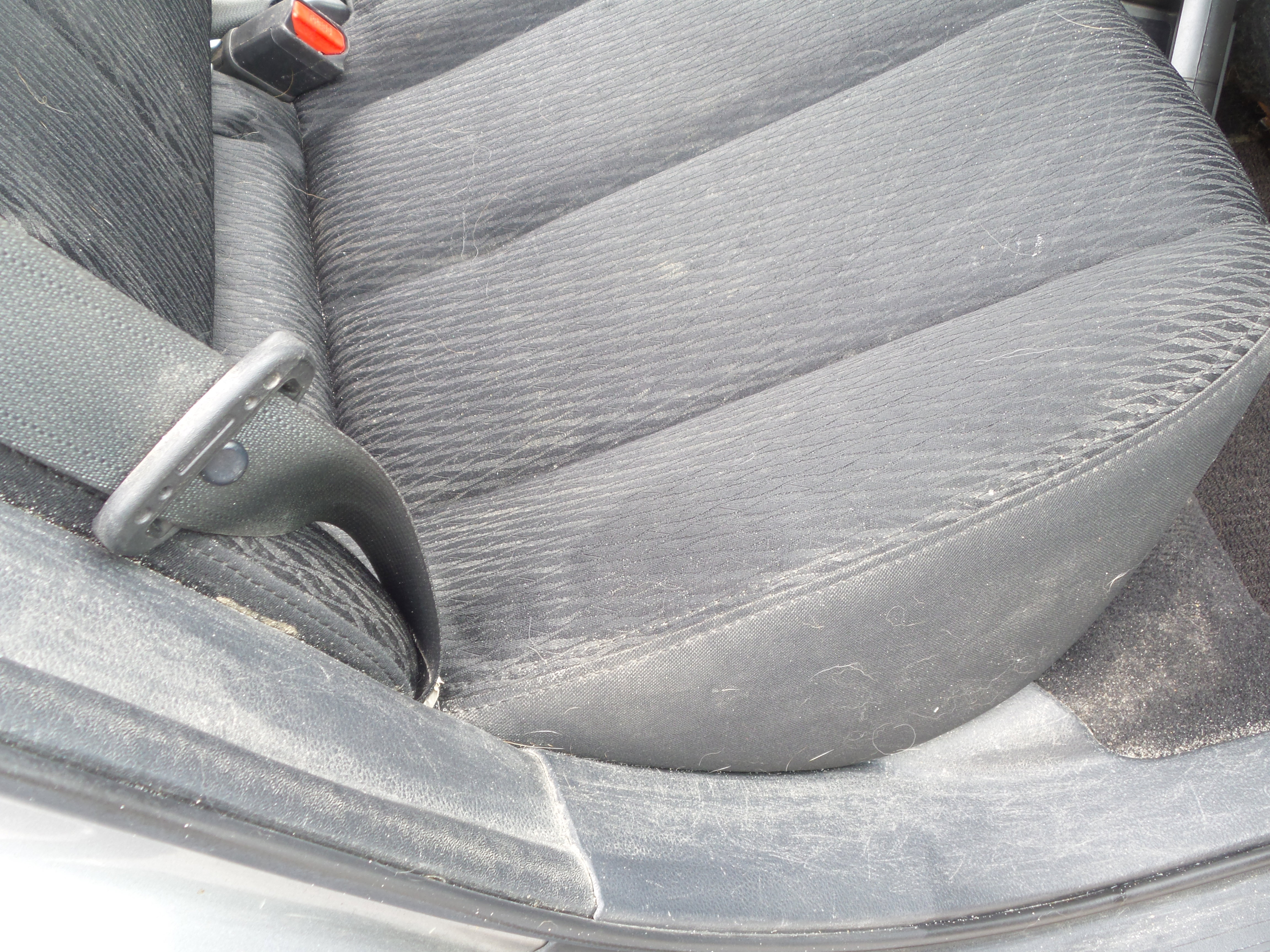 Used 2010 Subaru Outback 2.5i image 26