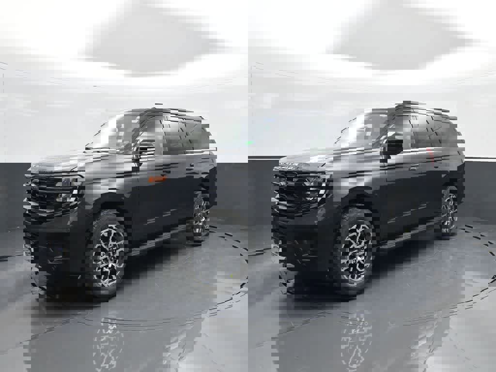 New 2025 Ford Expedition Max Active image 5