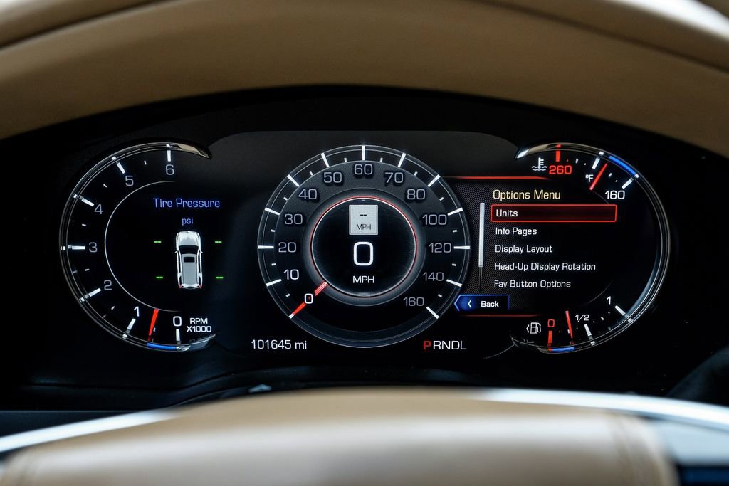 Used 2019 Cadillac Escalade Platinum image 16