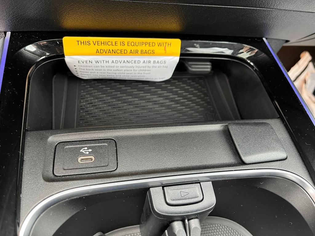 Certified 2025 Mercedes-Benz GLA 250 4MATIC image 23