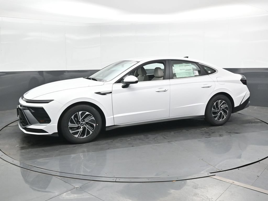 New 2026 Hyundai Sonata Blue FWD image 7