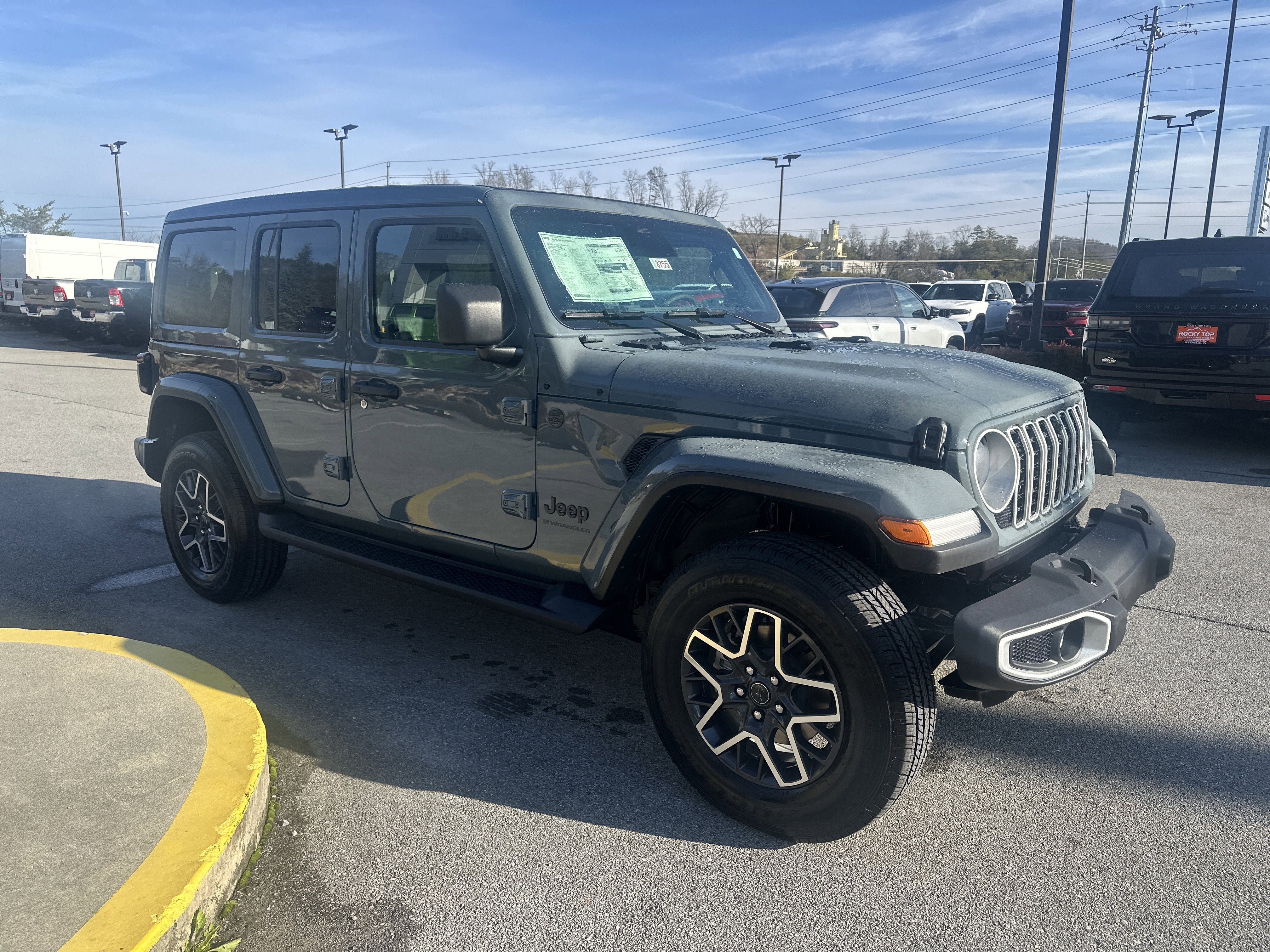 New 2026 Jeep Wrangler Unlimited Sahara AWD/4WD image 5