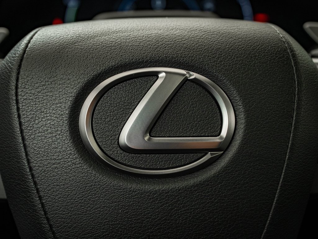 Certified 2024 Lexus RX 450h AWD w/ Convenience Package image 28