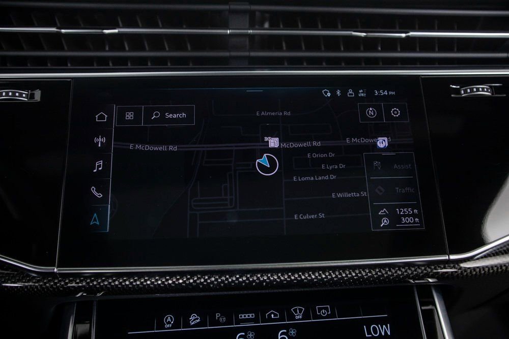 Used 2024 Audi SQ7 Prestige image 29