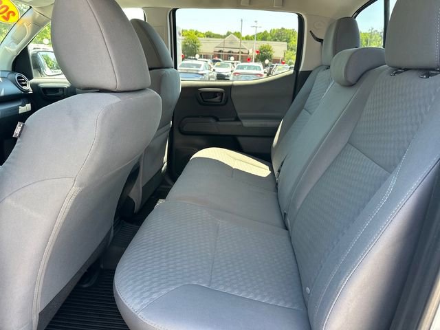 Used 2020 Toyota Tacoma SR AWD/4WD image 11