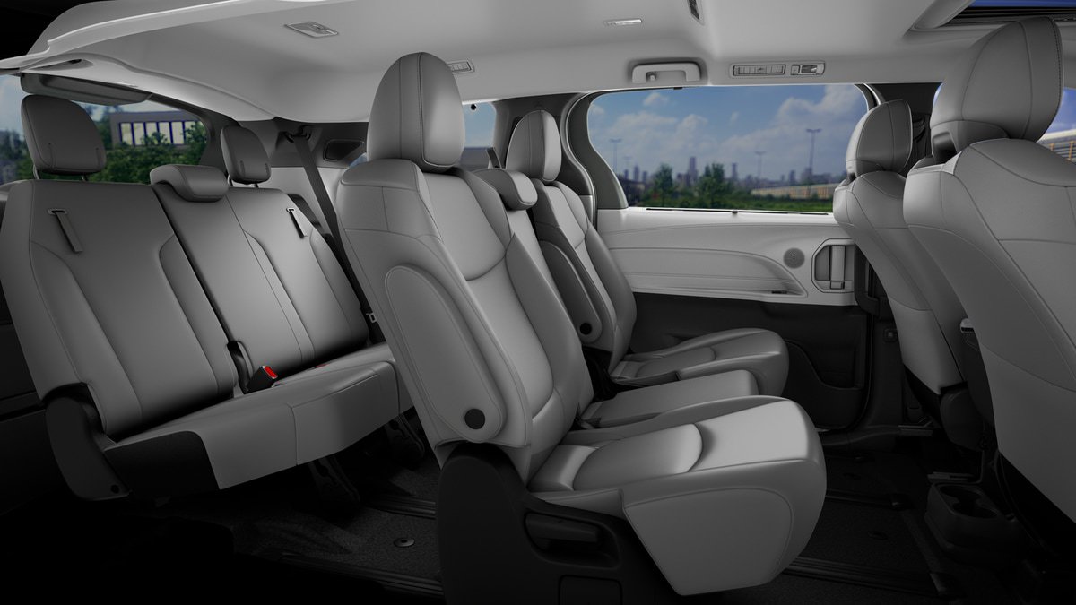 New 2026 Toyota Sienna XLE FWD image 21
