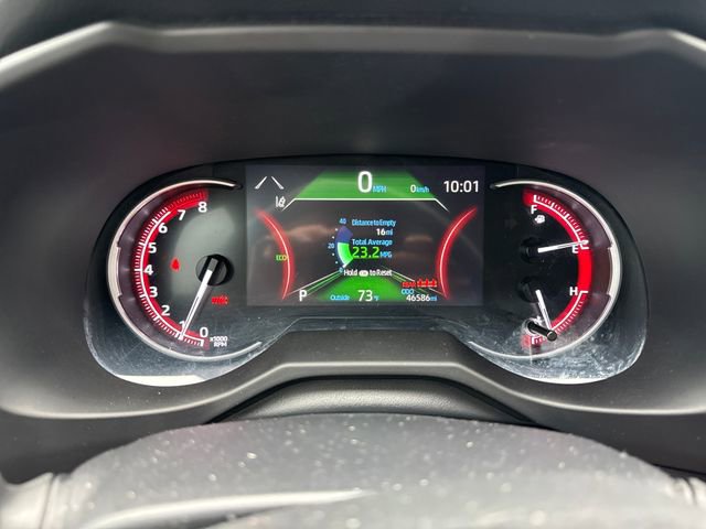 Used 2024 Toyota RAV4 LE AWD/4WD image 25