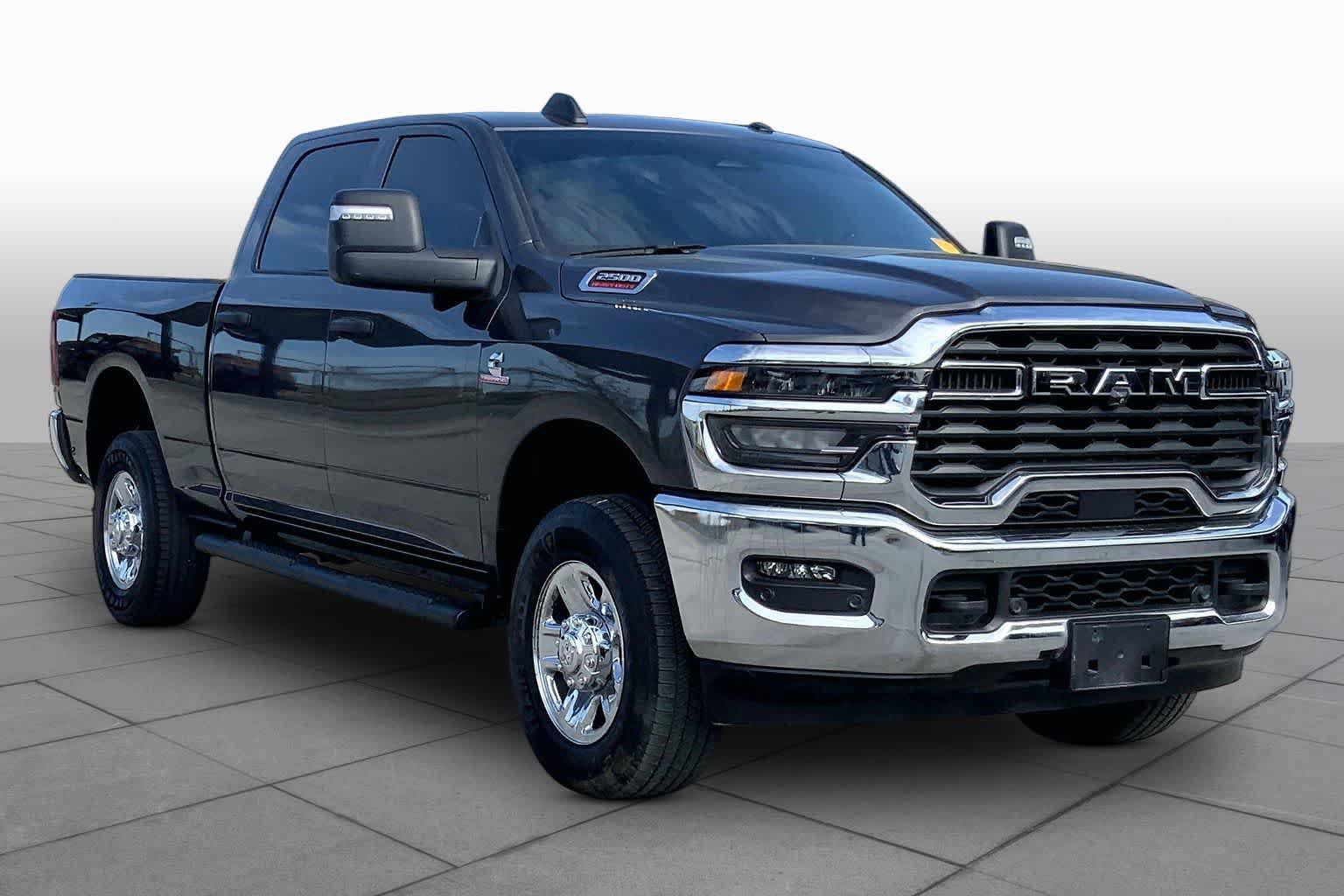Used 2026 RAM 2500 Tradesman AWD/4WD image 5