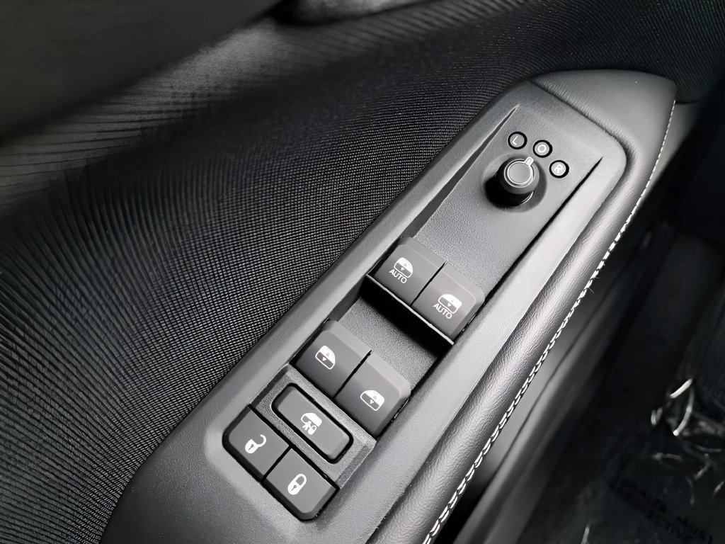 New 2026 Jeep Cherokee Laredo AWD/4WD image 24