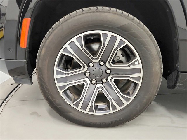 Used 2024 Jeep Wagoneer Series II w/ Flexible Seating Group image 17