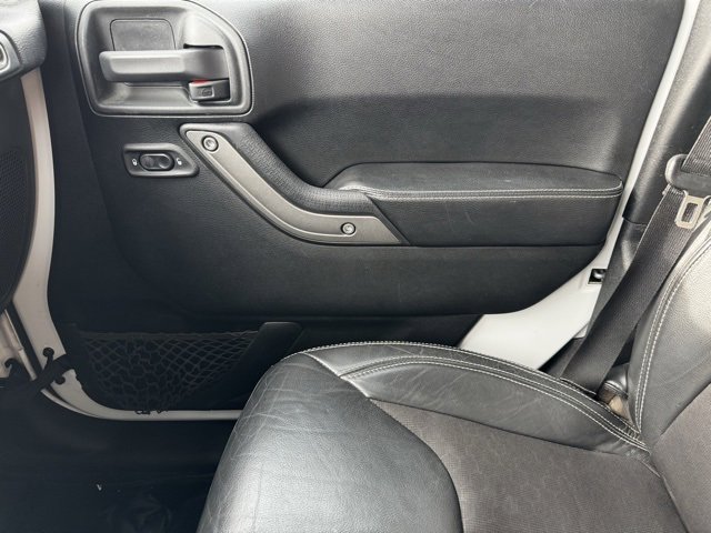 Used 2018 Jeep Wrangler Unlimited Sport image 17