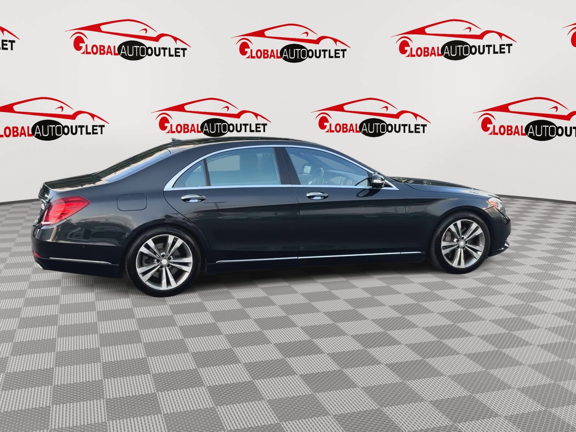 Used 2015 Mercedes-Benz S 550 4MATIC Sedan image 9