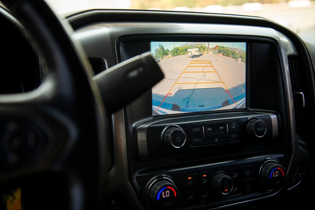 Used 2017 Chevrolet Silverado 3500 LTZ AWD/4WD image 22