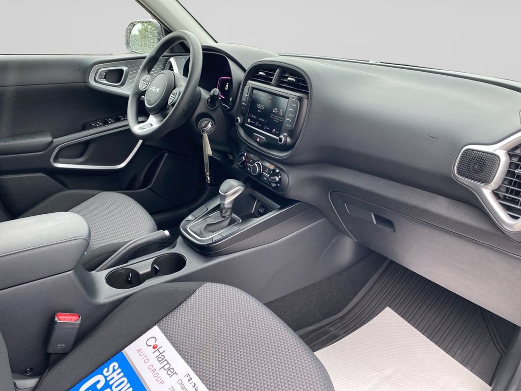 Certified 2024 Kia Soul LX FWD image 10