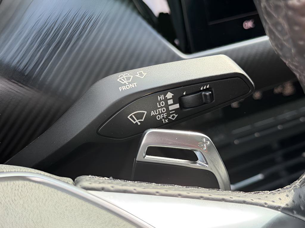 Used 2022 Audi e-tron GT Prestige image 40